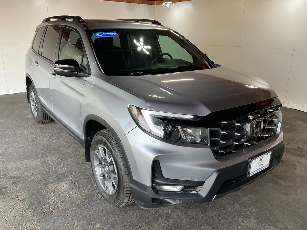 2023 Honda Passport TrailSport — photo 1 of 13