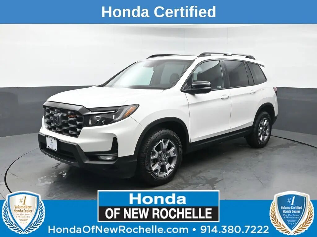 2023 Honda Passport TrailSport — photo 1 of 13