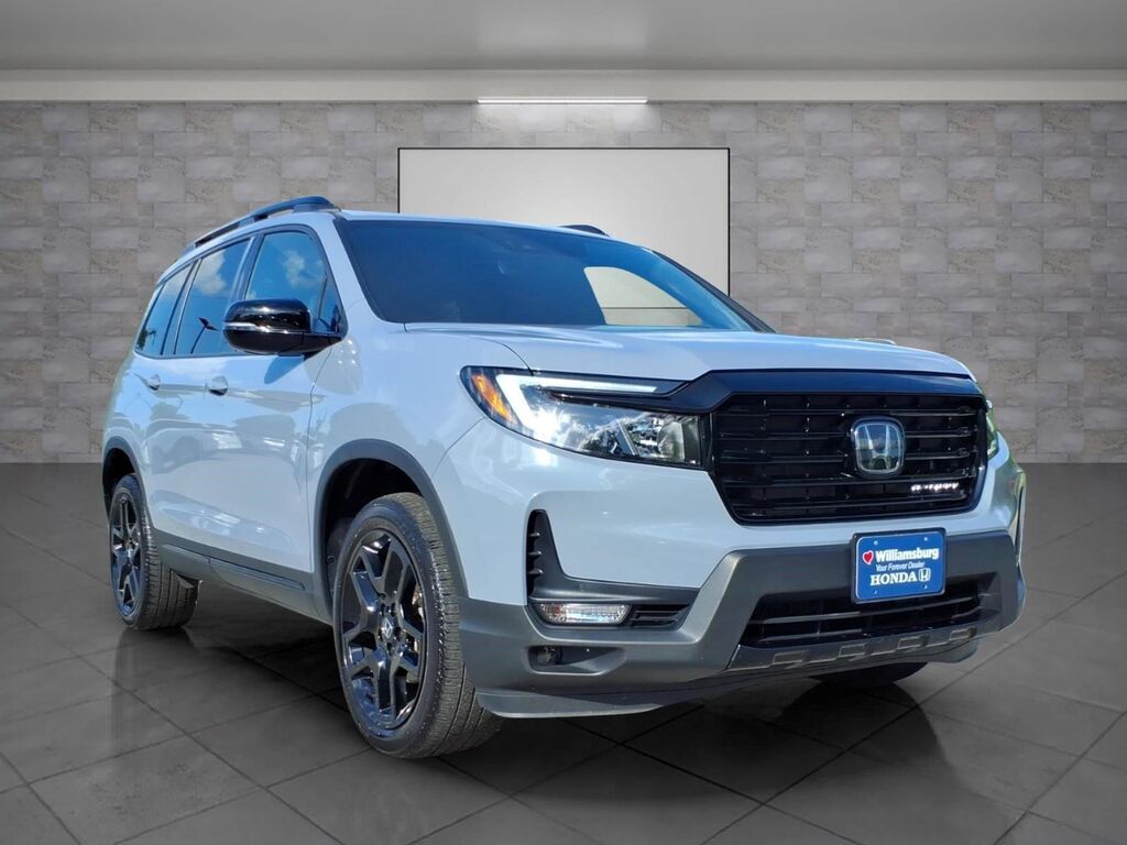 2024 Honda Passport Black Edition — photo 1 of 13