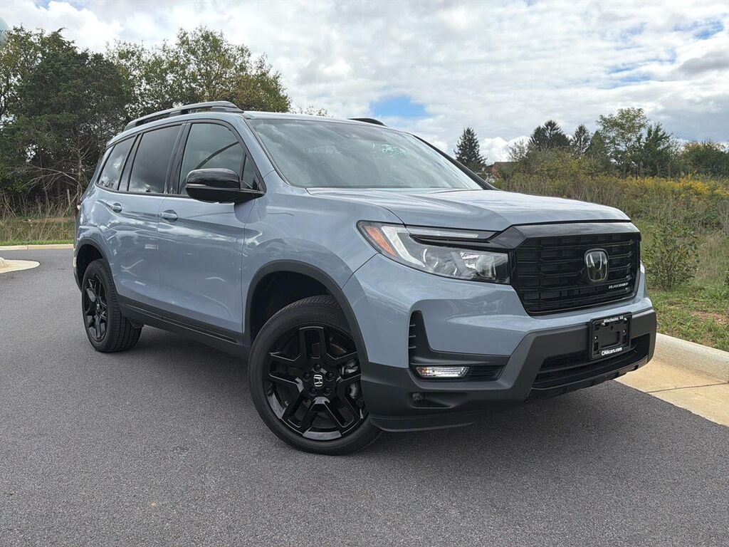 2024 Honda Passport Black Edition — photo 1 of 13