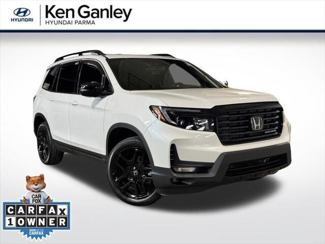 2024 Honda Passport Black Edition — photo 1 of 13