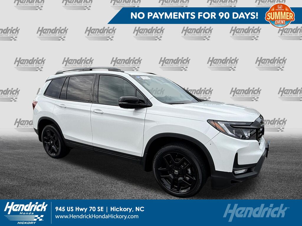 2024 Honda Passport AWD BLACK EDITION — photo 1 of 7