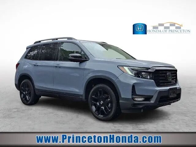 2024 Honda Passport Black Edition — photo 1 of 12