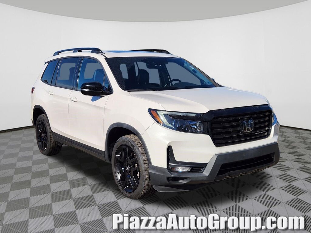 2024 Honda Passport Black Edition — photo 1 of 13