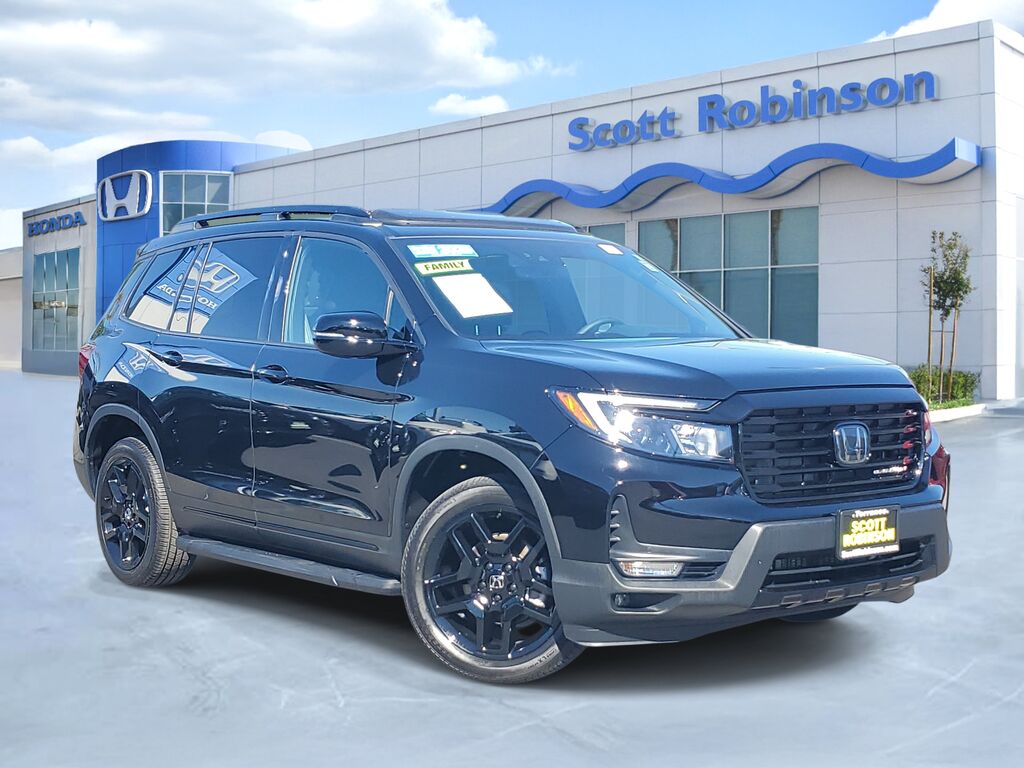 2025 Honda Passport AWD BLACK EDITION — photo 1 of 7