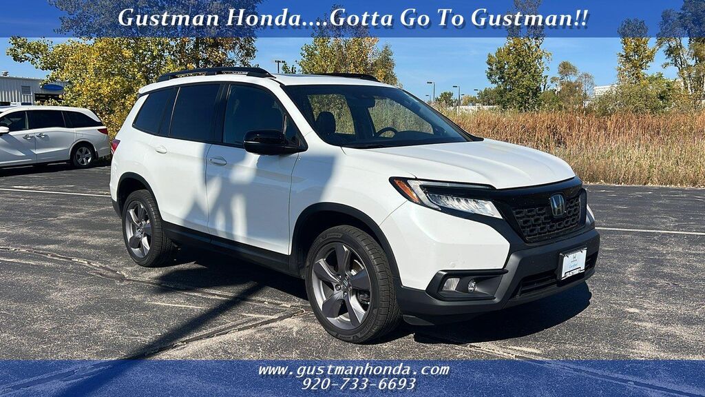 2021 Honda Passport Touring — photo 1 of 13