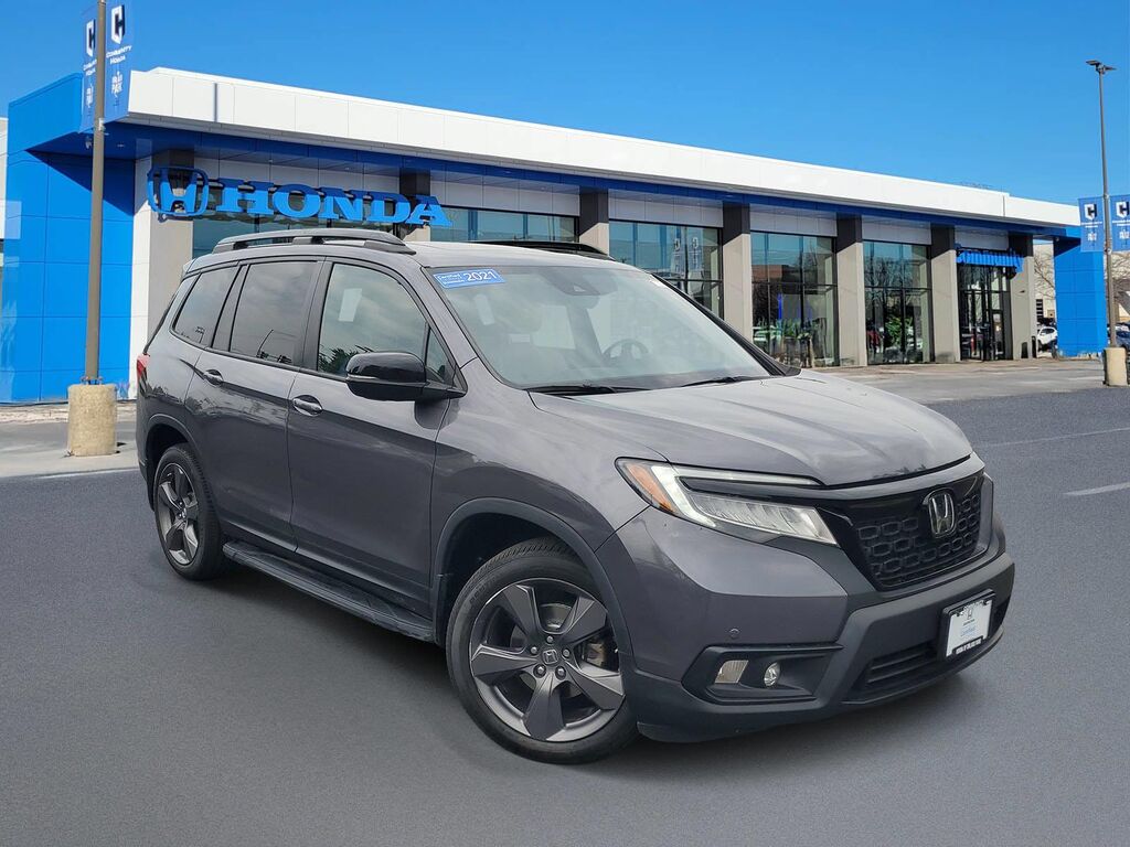2021 Honda Passport Touring — photo 1 of 13
