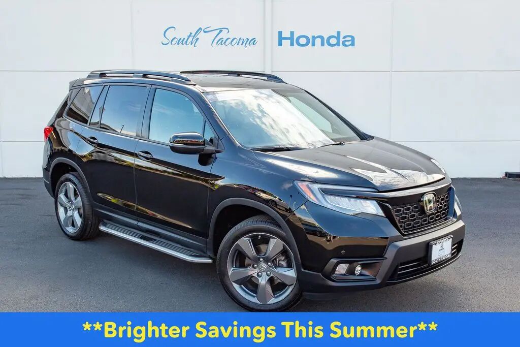 2021 Honda Passport Touring — photo 1 of 12