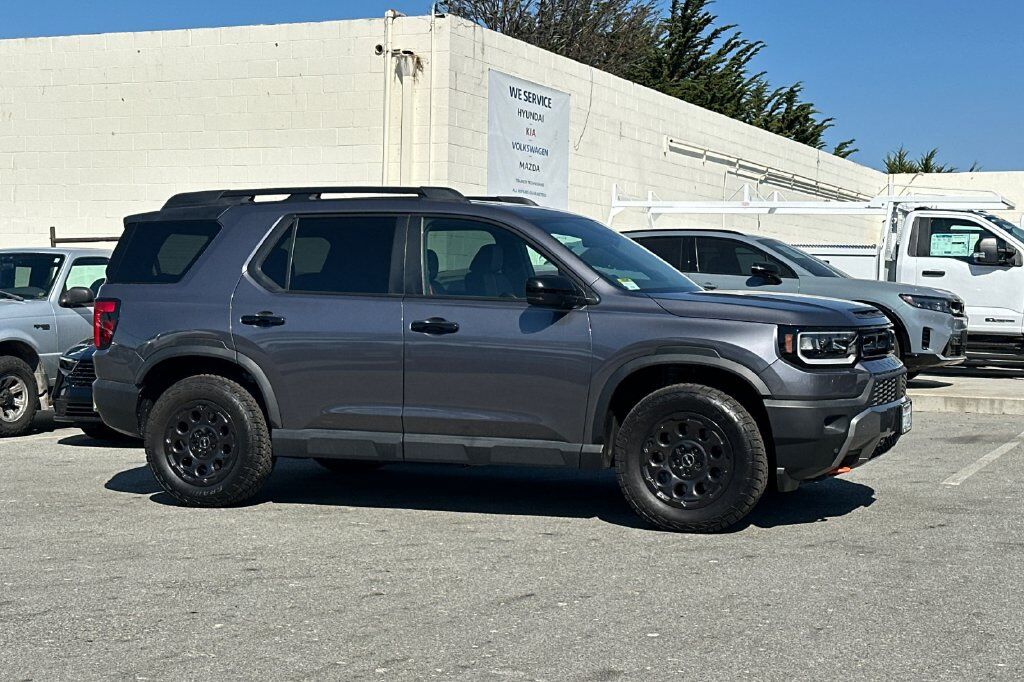 2026 Honda Passport TrailSport Blackout — photo 1 of 6
