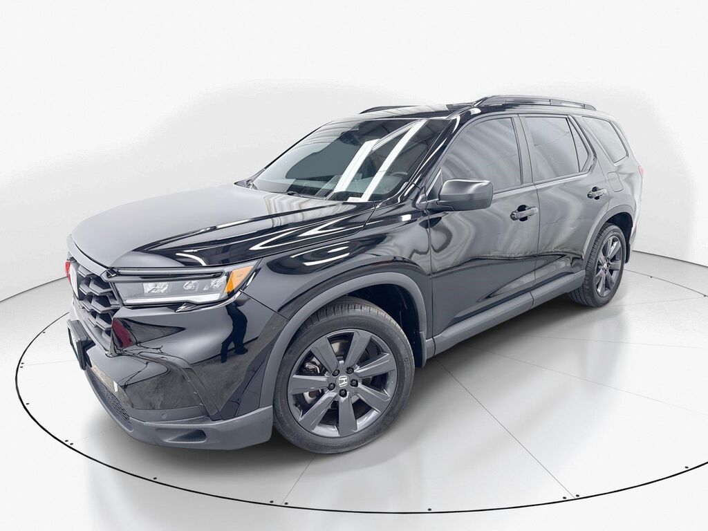 2025 Honda Pilot Sport — photo 1 of 13