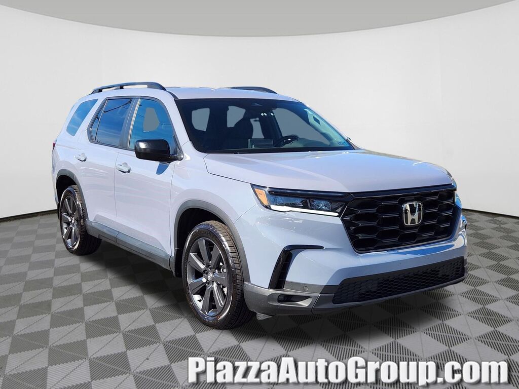 2025 Honda Pilot Sport — photo 1 of 13