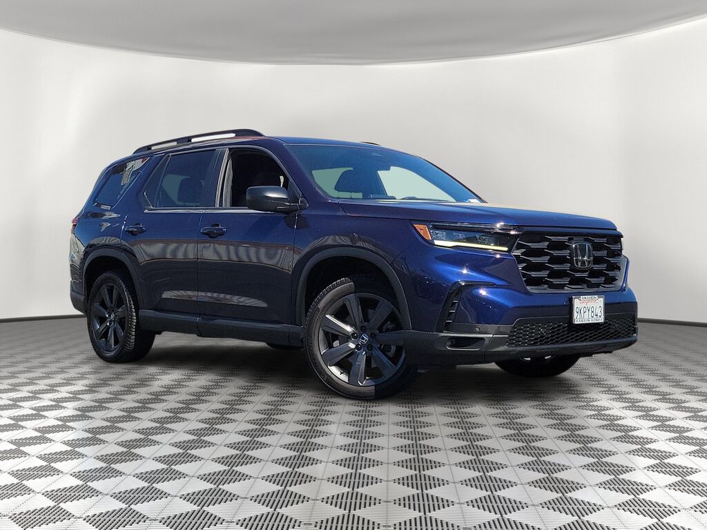 2024 Honda Pilot Sport — photo 1 of 13