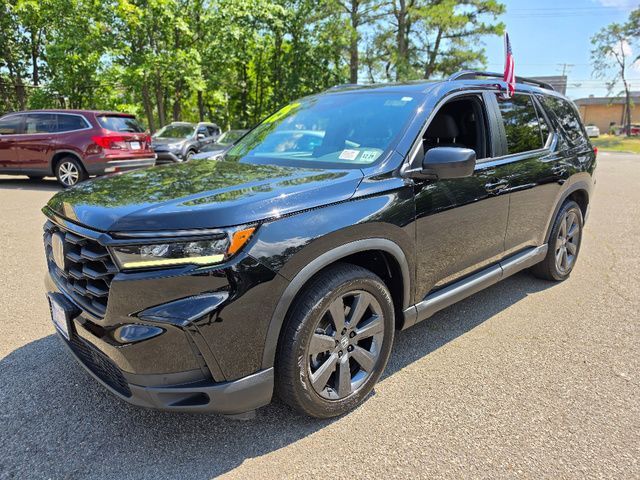 2025 Honda Pilot Sport — photo 1 of 13