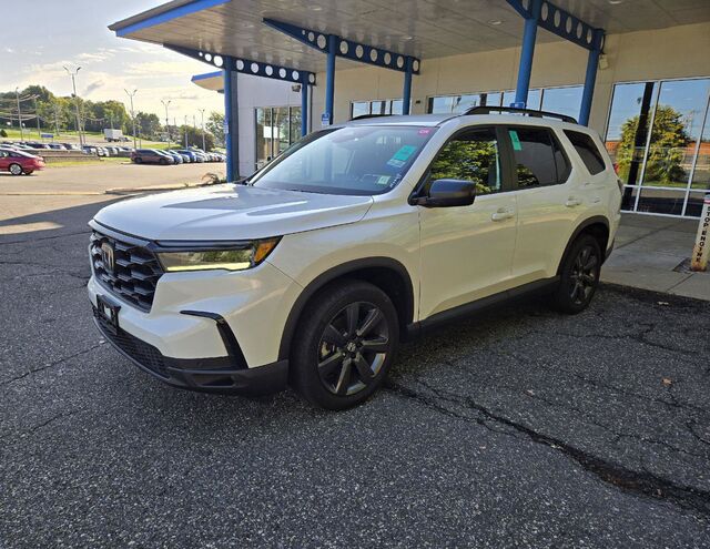 2023 Honda Pilot AWD SPORT