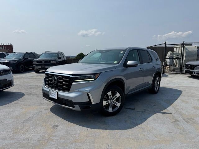 2023 Honda Pilot AWD EX-L — photo 1 of 7