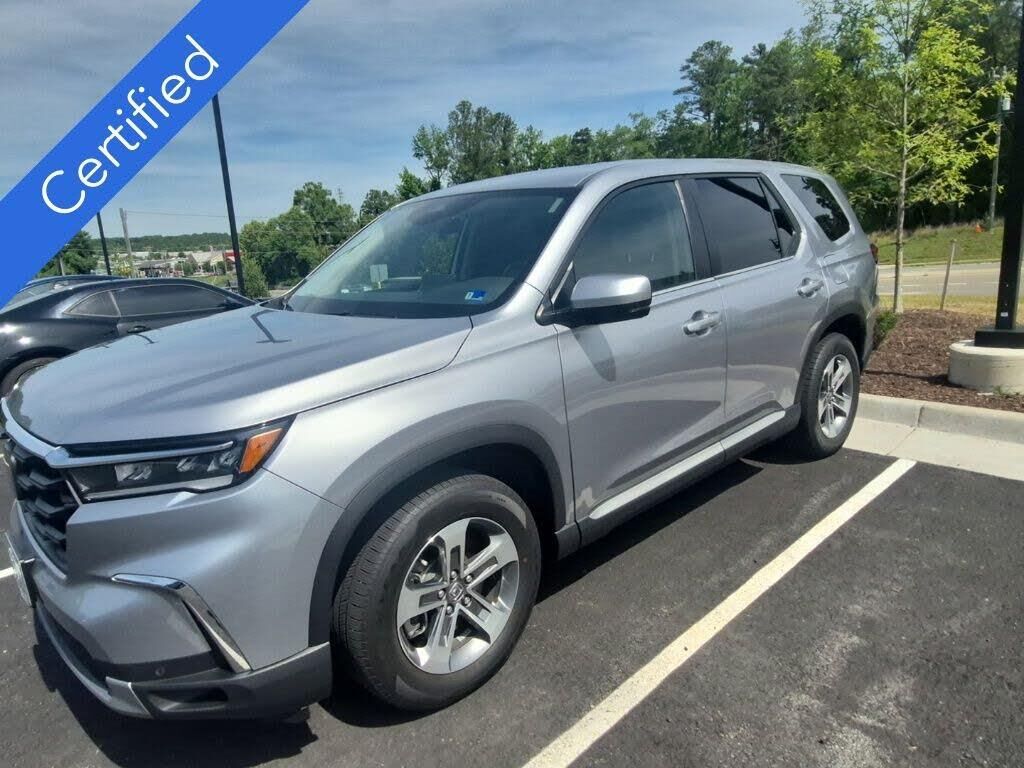 2025 Honda Pilot EX-L — photo 1 of 1
