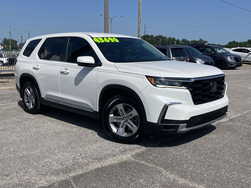 2025 Honda Pilot AWD EX-L — photo 1 of 11