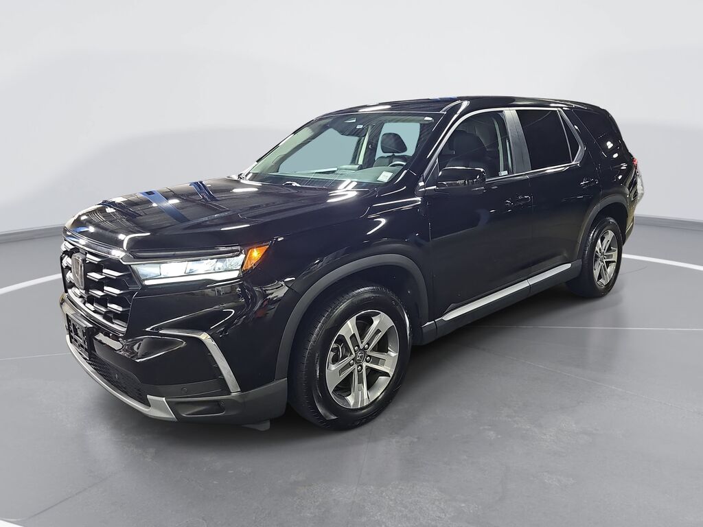 2023 Honda Pilot AWD EX-L — photo 1 of 7