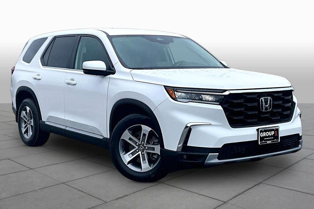 2024 Honda Pilot AWD EX-L — photo 1 of 5