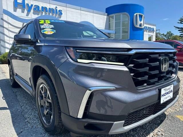 2025 Honda Pilot EX-L+ — photo 1 of 13