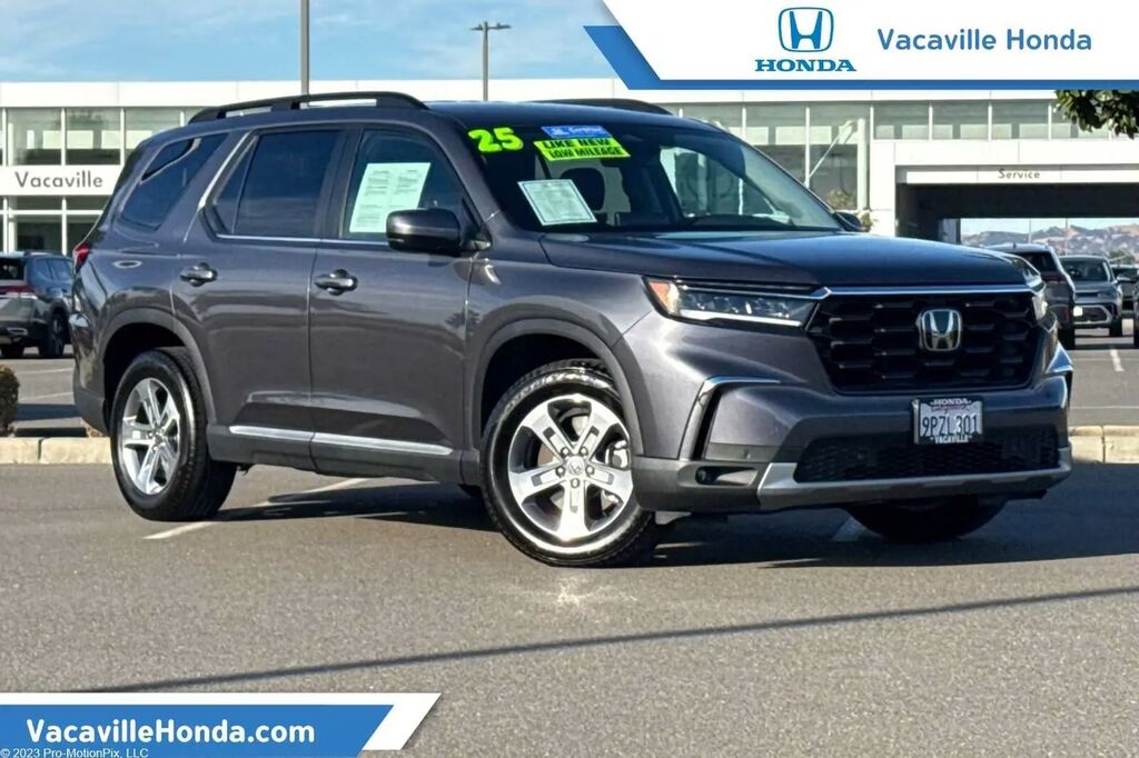 2025 Honda Pilot EX-L — photo 1 of 13