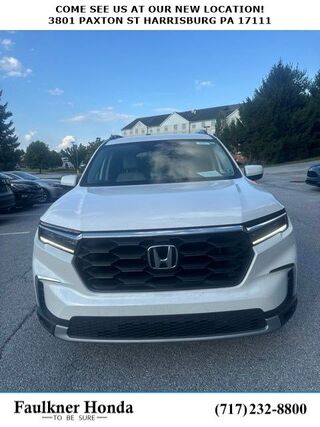 2025 Honda Pilot AWD EX-L — photo 1 of 7