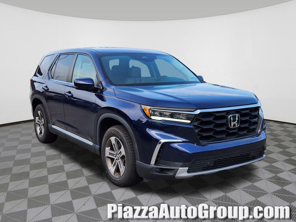 2025 Honda Pilot AWD EX-L — photo 1 of 7