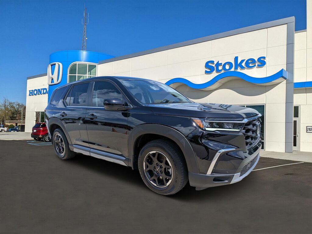 2025 Honda Pilot — photo 1 of 13