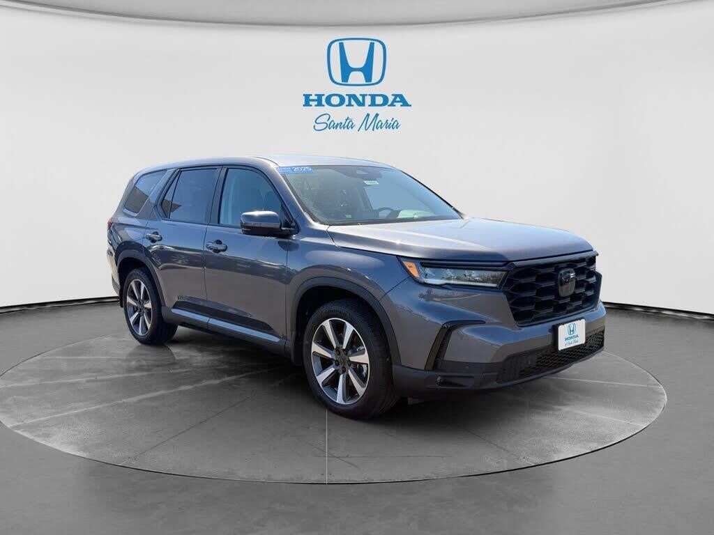 2025 Honda Pilot EX-L — photo 1 of 1