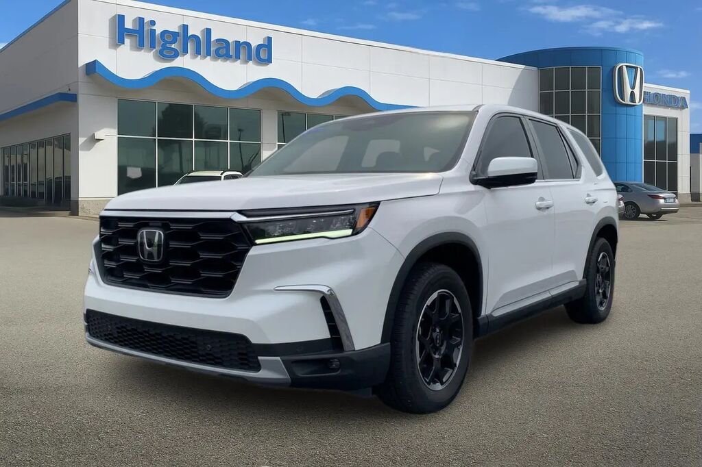 2025 Honda Pilot EX-L — photo 1 of 21