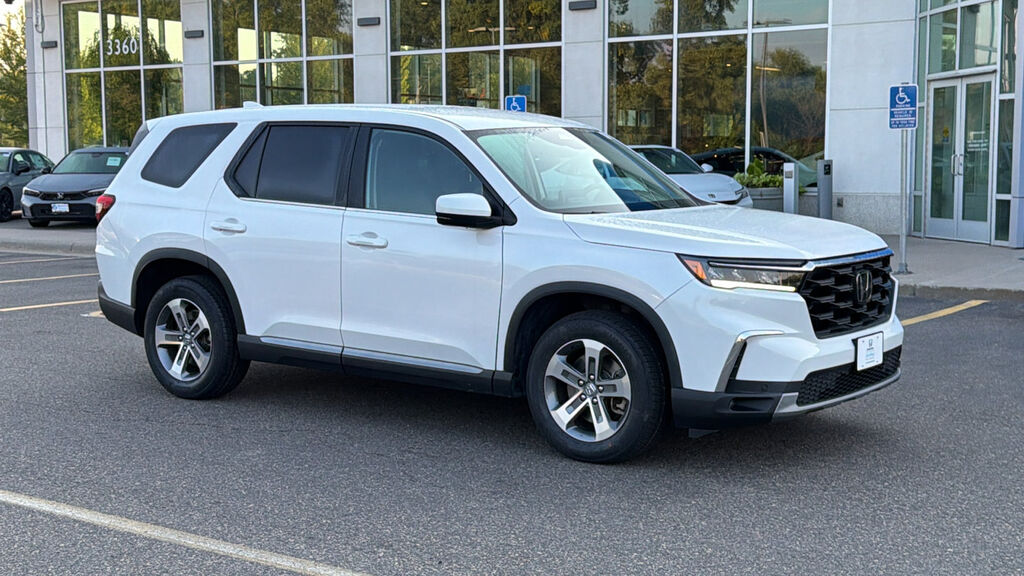 2023 Honda Pilot AWD EX-L — photo 1 of 7