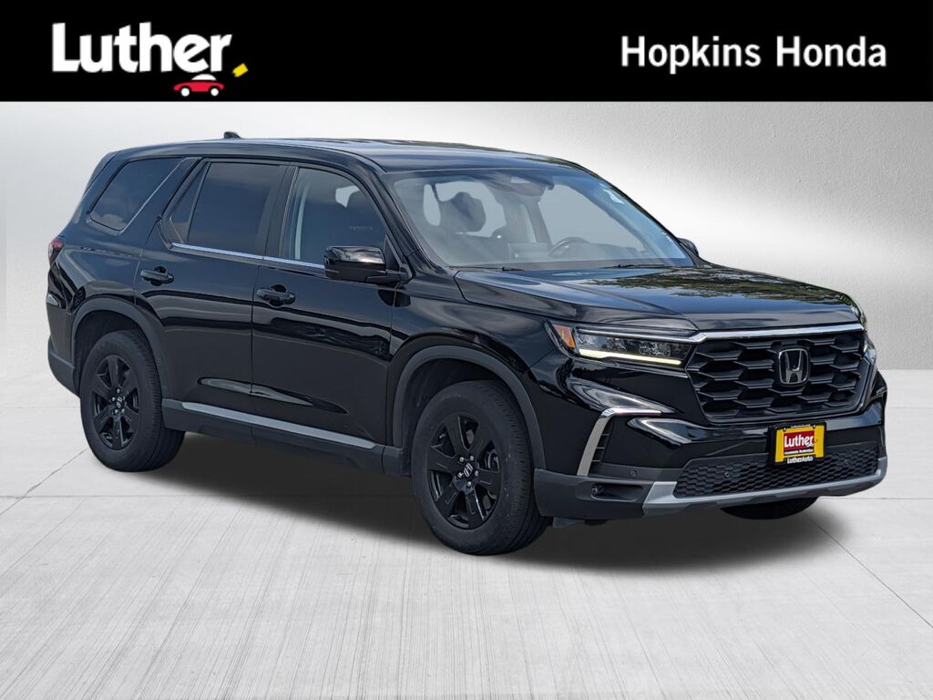 2025 Honda Pilot AWD EX-L — photo 1 of 7