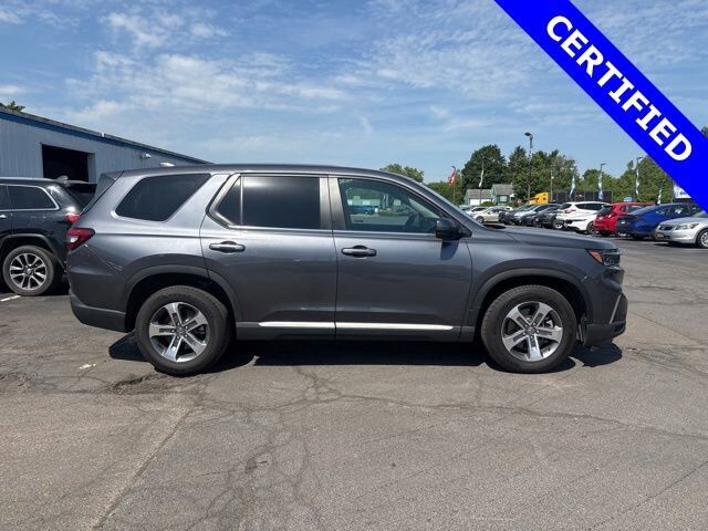 2025 Honda Pilot AWD EX-L — photo 1 of 7