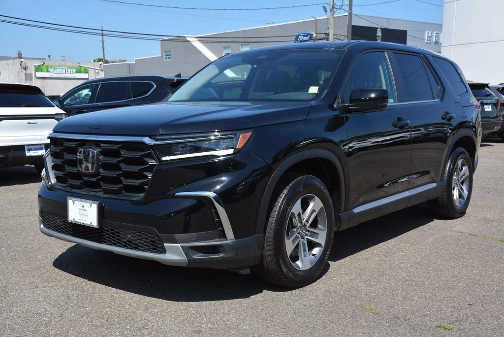 2025 Honda Pilot EX-L — photo 1 of 13