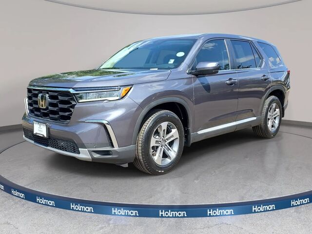 2024 Honda Pilot EX-L w/Rear Captain's Chairs