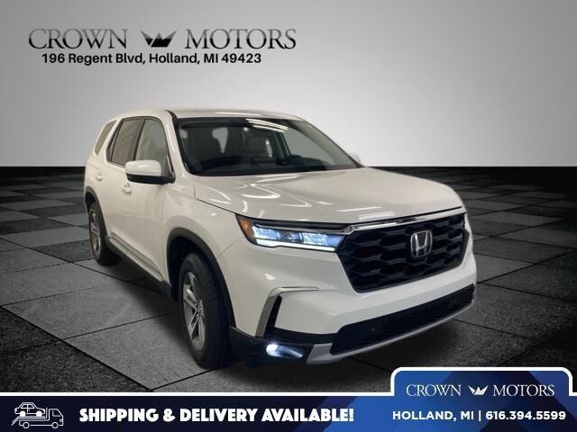 2024 Honda Pilot EX-L w/Rear Captain's Chairs
