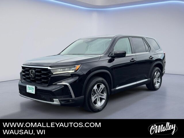 2024 Honda Pilot EX-L w/Rear Captain's Chairs