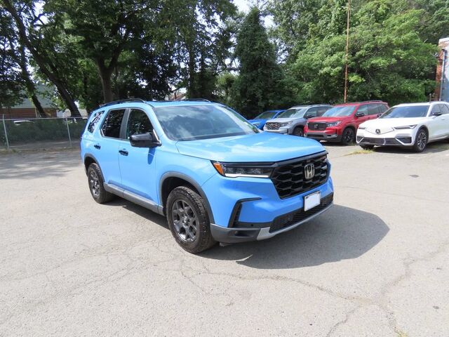 2023 Honda Pilot AWD TRAILSPORT