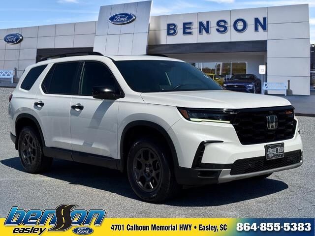 2024 Honda Pilot TrailSport — photo 1 of 26