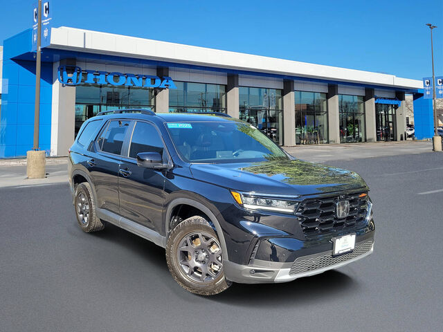 2025 Honda Pilot AWD TrailSport