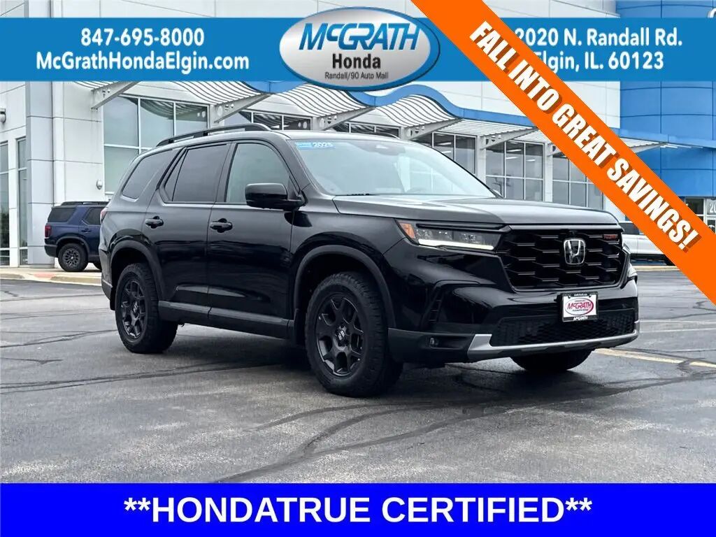 2025 Honda Pilot TrailSport — photo 1 of 13