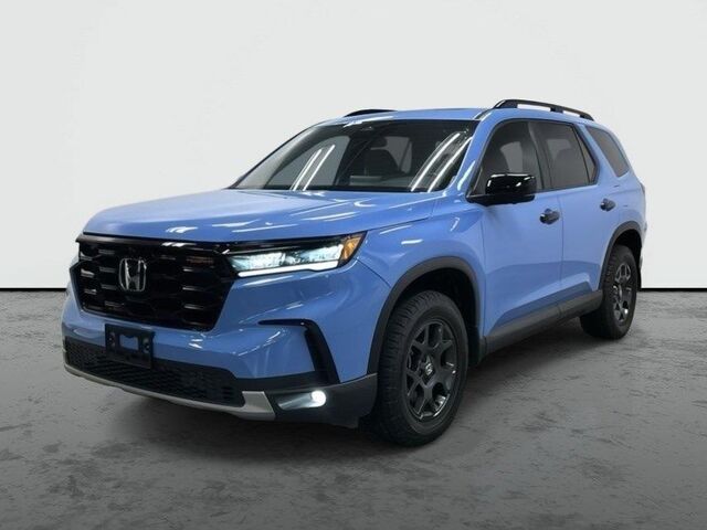 2025 Honda Pilot TrailSport — photo 1 of 7
