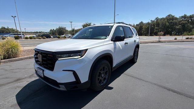 2023 Honda Pilot TrailSport