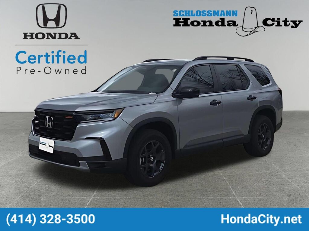 2025 Honda Pilot TrailSport — photo 1 of 26