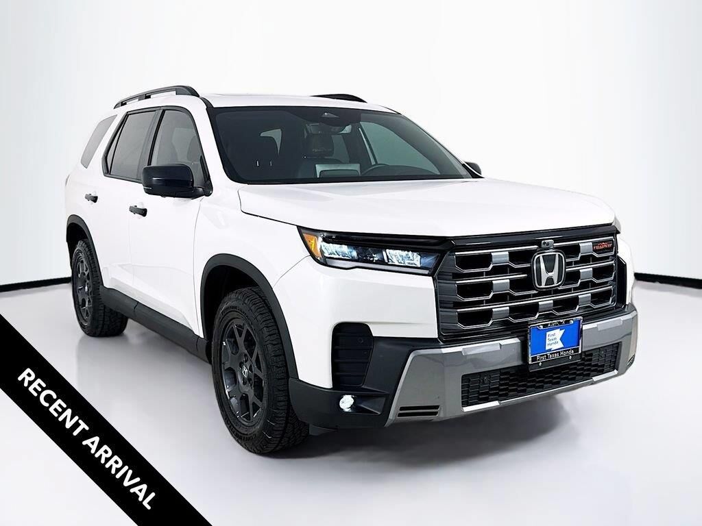 2026 Honda Pilot TrailSport — photo 1 of 7