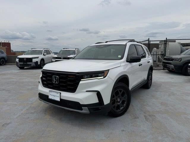 2023 Honda Pilot TrailSport