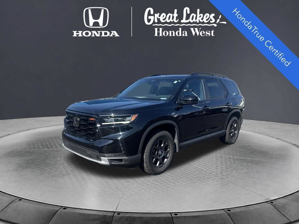 2024 Honda Pilot AWD TRAILSPORT — photo 1 of 7