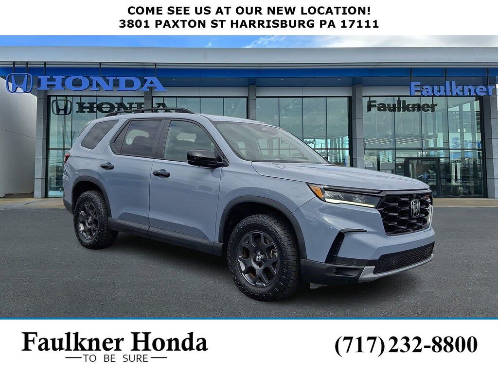 2025 Honda Pilot TrailSport — photo 1 of 13