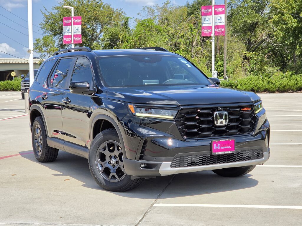 2025 Honda Pilot AWD TrailSport — photo 1 of 7