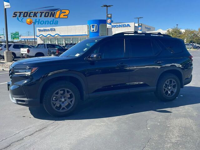 2025 Honda Pilot TrailSport